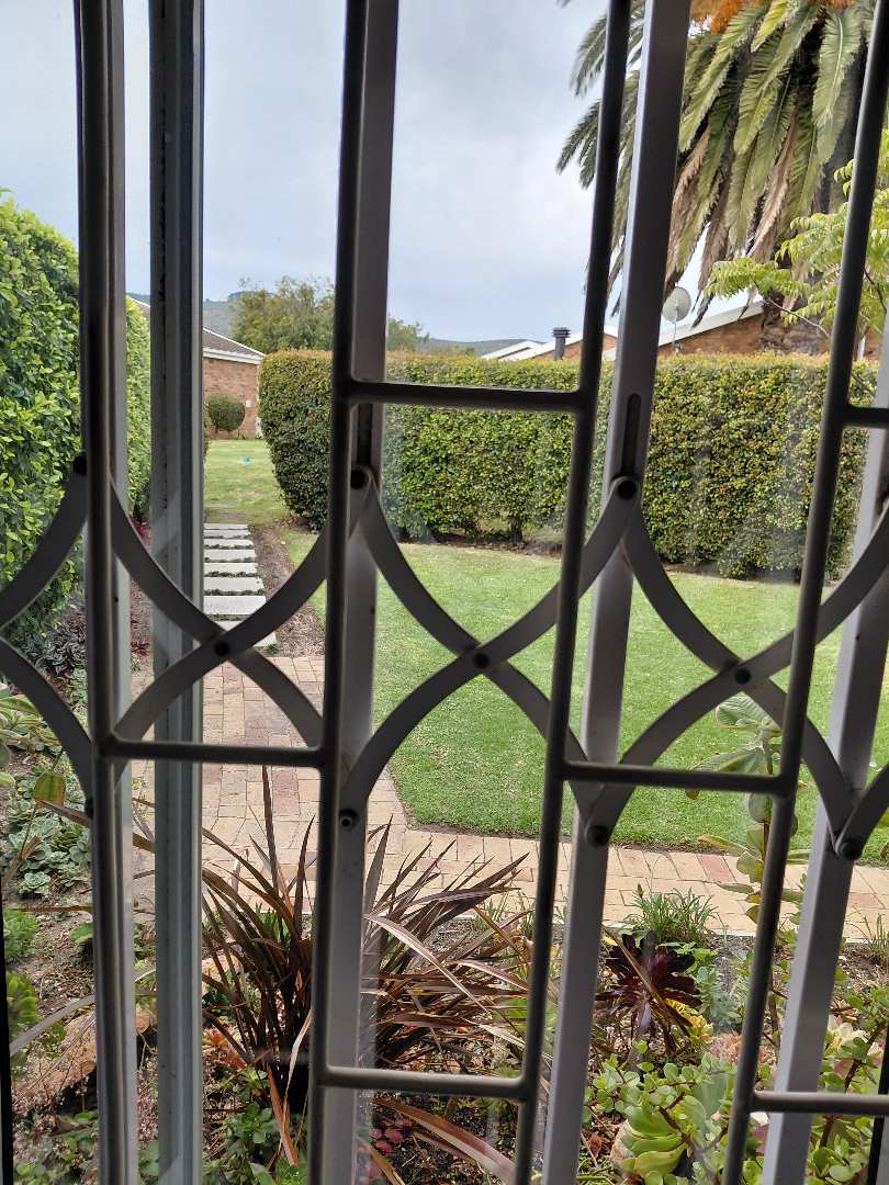 To Let 4 Bedroom Property for Rent in Welgelegen Western Cape